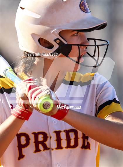 Thumbnail 3 in Highland @ Mountain Pointe photogallery.