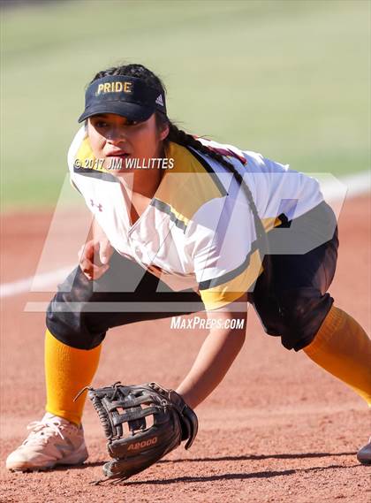 Thumbnail 3 in Highland @ Mountain Pointe photogallery.