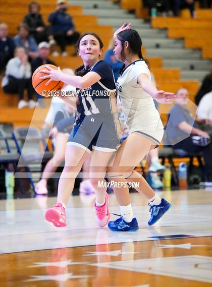 Thumbnail 3 in JV: Mullen @ Columbine photogallery.