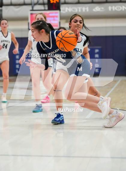 Thumbnail 1 in JV: Mullen @ Columbine photogallery.