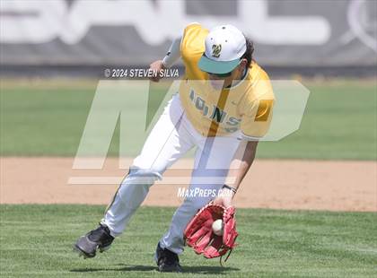 Thumbnail 2 in Narbonne vs. West Linn (74th Annual San Diego Lions Tournament) photogallery.