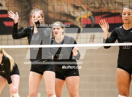 Thumbnail 2 in Rockwall @ Rockwall-Heath (I-30 Rivalry) photogallery.