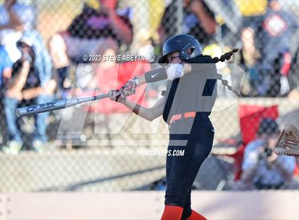 Thumbnail 2 in Erie vs. Grandview (CHSAA 5A Second Round) photogallery.