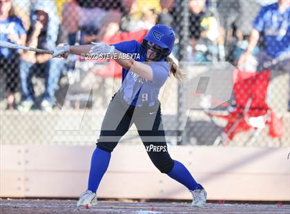 Thumbnail 2 in Erie vs. Grandview (CHSAA 5A Second Round) photogallery.