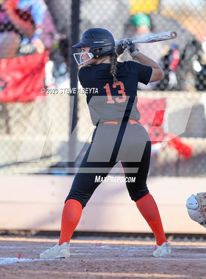 Thumbnail 2 in Erie vs. Grandview (CHSAA 5A Second Round) photogallery.