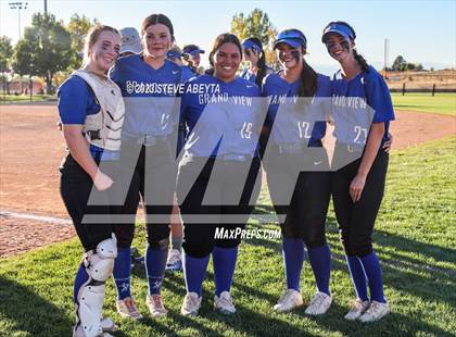Thumbnail 2 in Erie vs. Grandview (CHSAA 5A Second Round) photogallery.