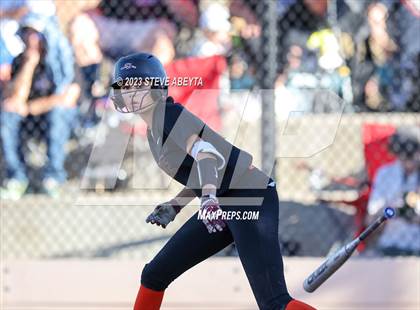 Thumbnail 2 in Erie vs. Grandview (CHSAA 5A Second Round) photogallery.