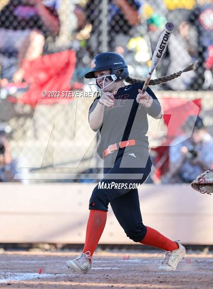 Thumbnail 3 in Erie vs. Grandview (CHSAA 5A Second Round) photogallery.