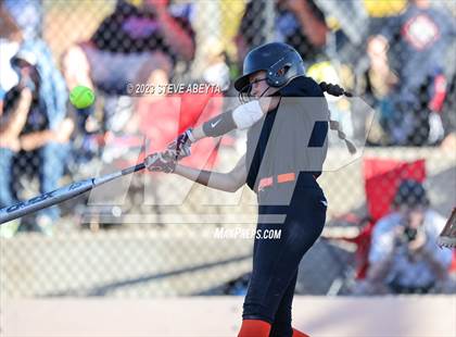 Thumbnail 1 in Erie vs. Grandview (CHSAA 5A Second Round) photogallery.