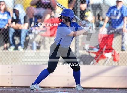 Thumbnail 1 in Erie vs. Grandview (CHSAA 5A Second Round) photogallery.