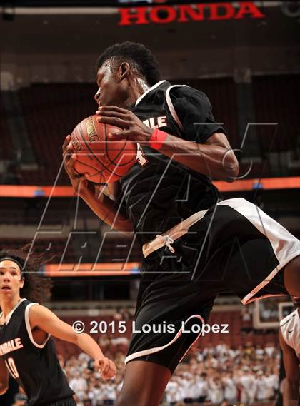 Thumbnail 1 in Canyon vs. Lawndale (CIF SS D2AA Final) photogallery.