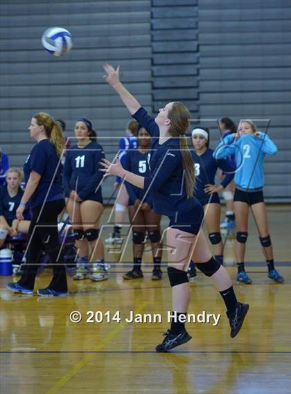 Thumbnail 3 in Bishop Manogue vs. Centennial (Durango Fall Classic) photogallery.