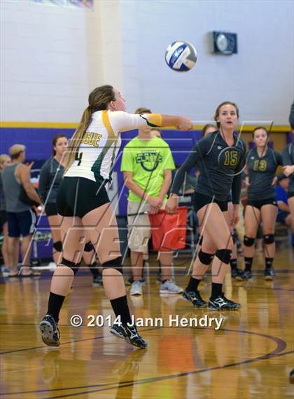 Thumbnail 3 in Bishop Manogue vs. Centennial (Durango Fall Classic) photogallery.