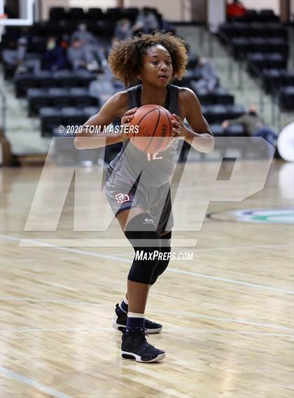 Thumbnail 3 in Providence Day vs Legion Collegiate Academy (Battle at the Rock) photogallery.