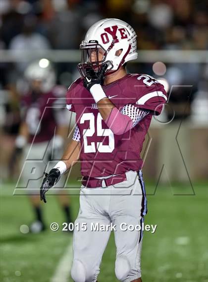 Thumbnail 2 in Refugio @ Cameron Yoe photogallery.