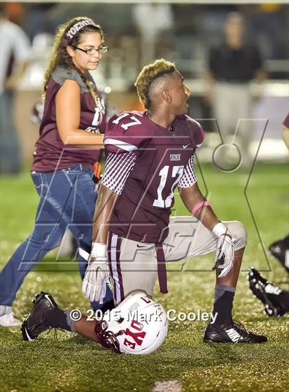 Thumbnail 3 in Refugio @ Cameron Yoe photogallery.