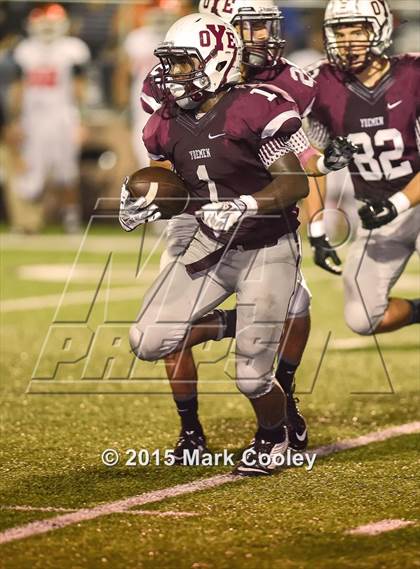 Thumbnail 2 in Refugio @ Cameron Yoe photogallery.