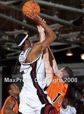 Thumbnail 1 in South Kent vs Hargave Military Academy (Spalding Hoophall Classic) photogallery.