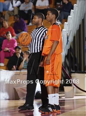 Thumbnail 2 in South Kent vs Hargave Military Academy (Spalding Hoophall Classic) photogallery.