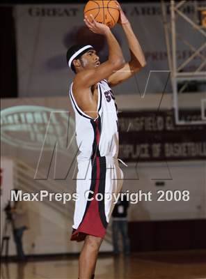 Thumbnail 1 in South Kent vs Hargave Military Academy (Spalding Hoophall Classic) photogallery.