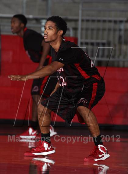 Thumbnail 2 in South Grand Prairie vs. Hillcrest (Thanksgiving Hoopfest) photogallery.