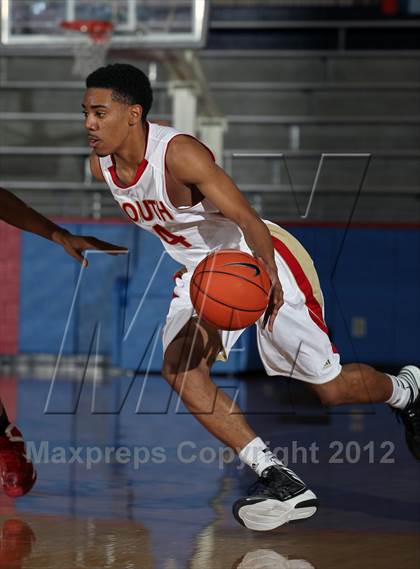 Thumbnail 1 in South Grand Prairie vs. Hillcrest (Thanksgiving Hoopfest) photogallery.