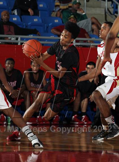 Thumbnail 2 in South Grand Prairie vs. Hillcrest (Thanksgiving Hoopfest) photogallery.