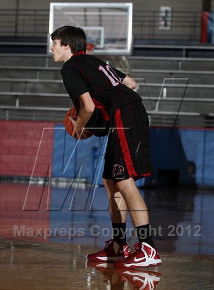 Thumbnail 3 in South Grand Prairie vs. Hillcrest (Thanksgiving Hoopfest) photogallery.