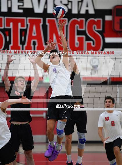 Thumbnail 2 in Amador Valley vs. Monte Vista (CIF NCS D1 Final) photogallery.