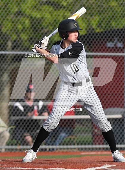 Thumbnail 1 in Jesuit vs. McMinnville photogallery.