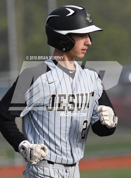 Thumbnail 3 in Jesuit vs. McMinnville photogallery.