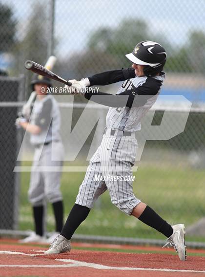 Thumbnail 1 in Jesuit vs. McMinnville photogallery.