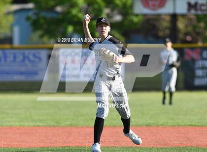 Thumbnail 2 in Jesuit vs. McMinnville photogallery.