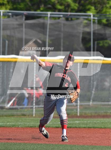 Thumbnail 2 in Jesuit vs. McMinnville photogallery.