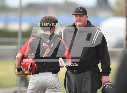 Thumbnail 3 in Jesuit vs. McMinnville photogallery.