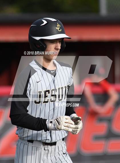 Thumbnail 2 in Jesuit vs. McMinnville photogallery.