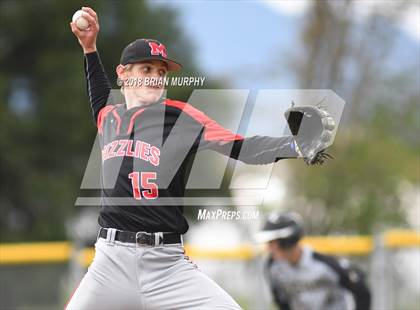 Thumbnail 2 in Jesuit vs. McMinnville photogallery.
