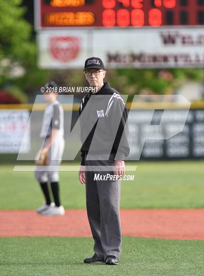 Thumbnail 2 in Jesuit vs. McMinnville photogallery.