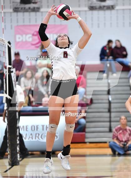 Thumbnail 1 in Nocona @ Poolville photogallery.