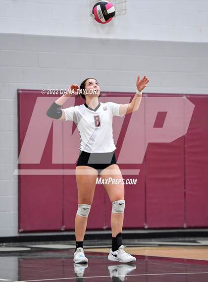 Thumbnail 3 in Nocona @ Poolville photogallery.