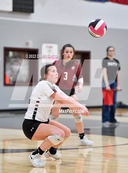 Thumbnail 2 in Nocona @ Poolville photogallery.