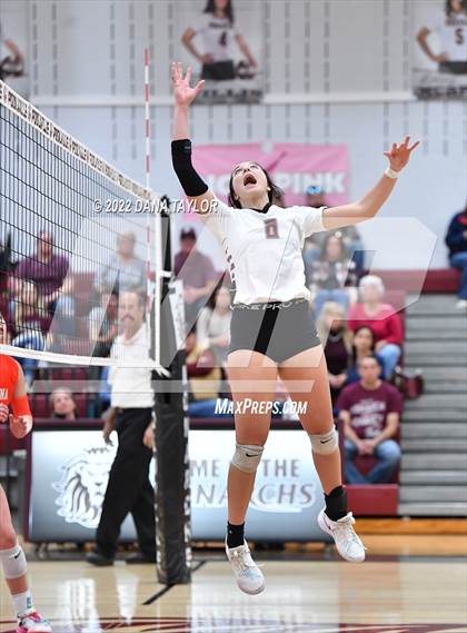 Thumbnail 3 in Nocona @ Poolville photogallery.