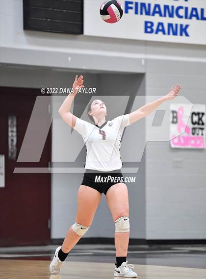 Thumbnail 3 in Nocona @ Poolville photogallery.