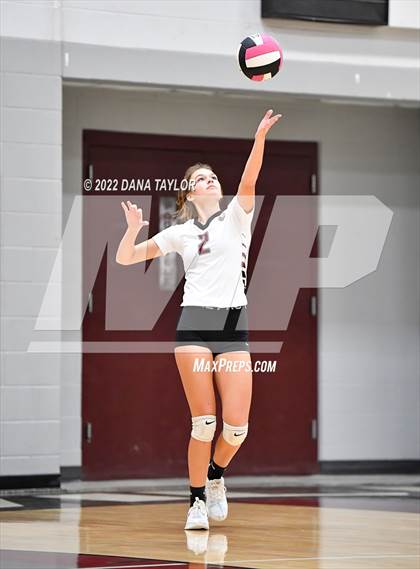 Thumbnail 1 in Nocona @ Poolville photogallery.