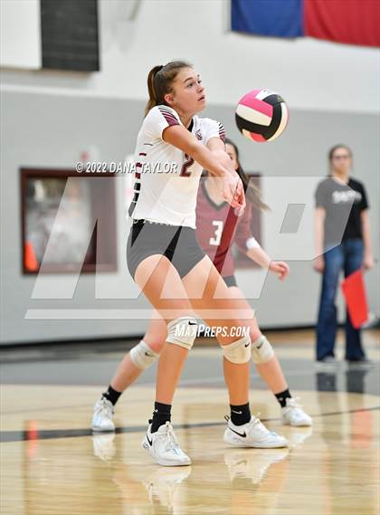 Thumbnail 3 in Nocona @ Poolville photogallery.