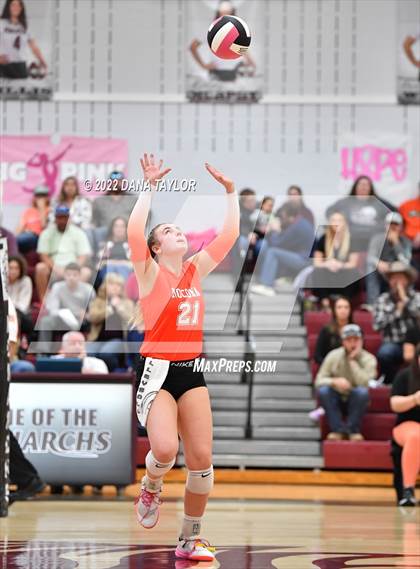 Thumbnail 2 in Nocona @ Poolville photogallery.