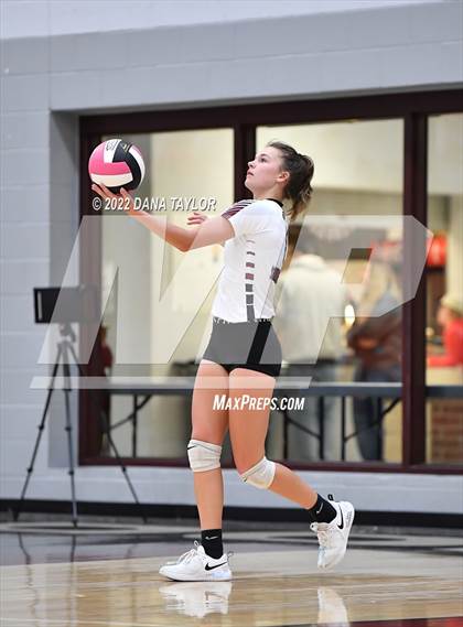 Thumbnail 3 in Nocona @ Poolville photogallery.
