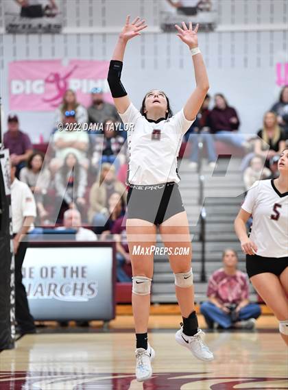 Thumbnail 2 in Nocona @ Poolville photogallery.