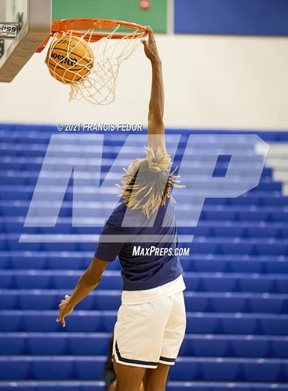 Thumbnail 3 in Durant @ Sumner photogallery.