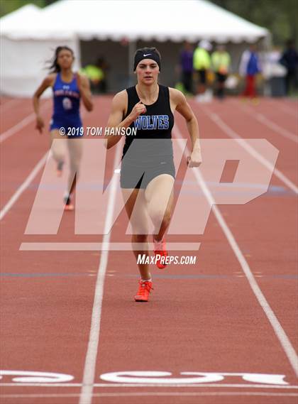 Thumbnail 2 in CHSAA 4A & 5A State Meet (Day 1) photogallery.